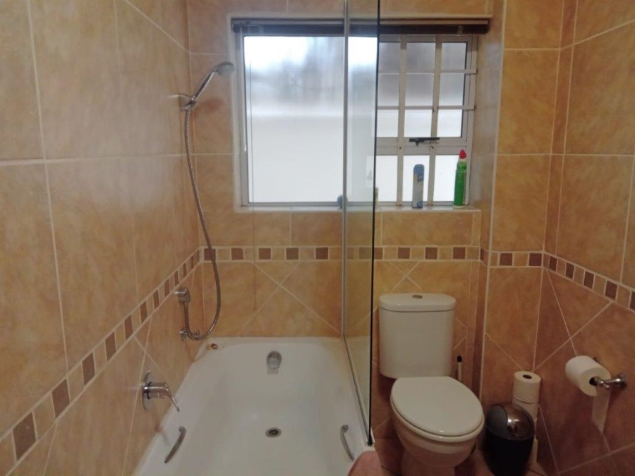 2 Bedroom Property for Sale in Jeffreys Bay Central Eastern Cape